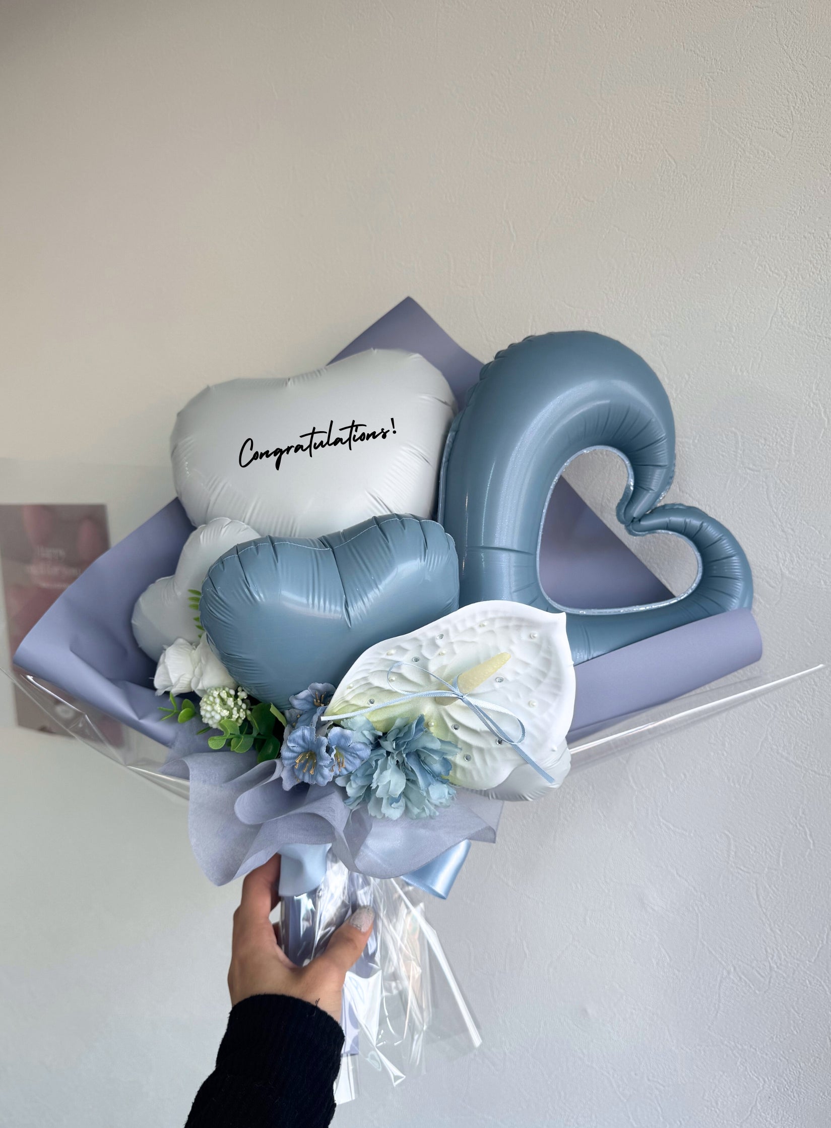 【卒業式・誕生日・記念日ギフト】アンスリウム バルーンブーケ 01 (アーティフィシャルフラワー)