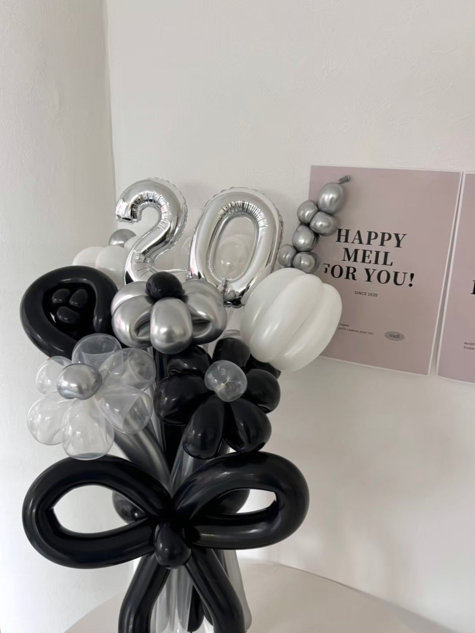 【ナンバーバルーン付き(数字選択可)】ミックスフラワーブーケ 8本 リボンver|全41色