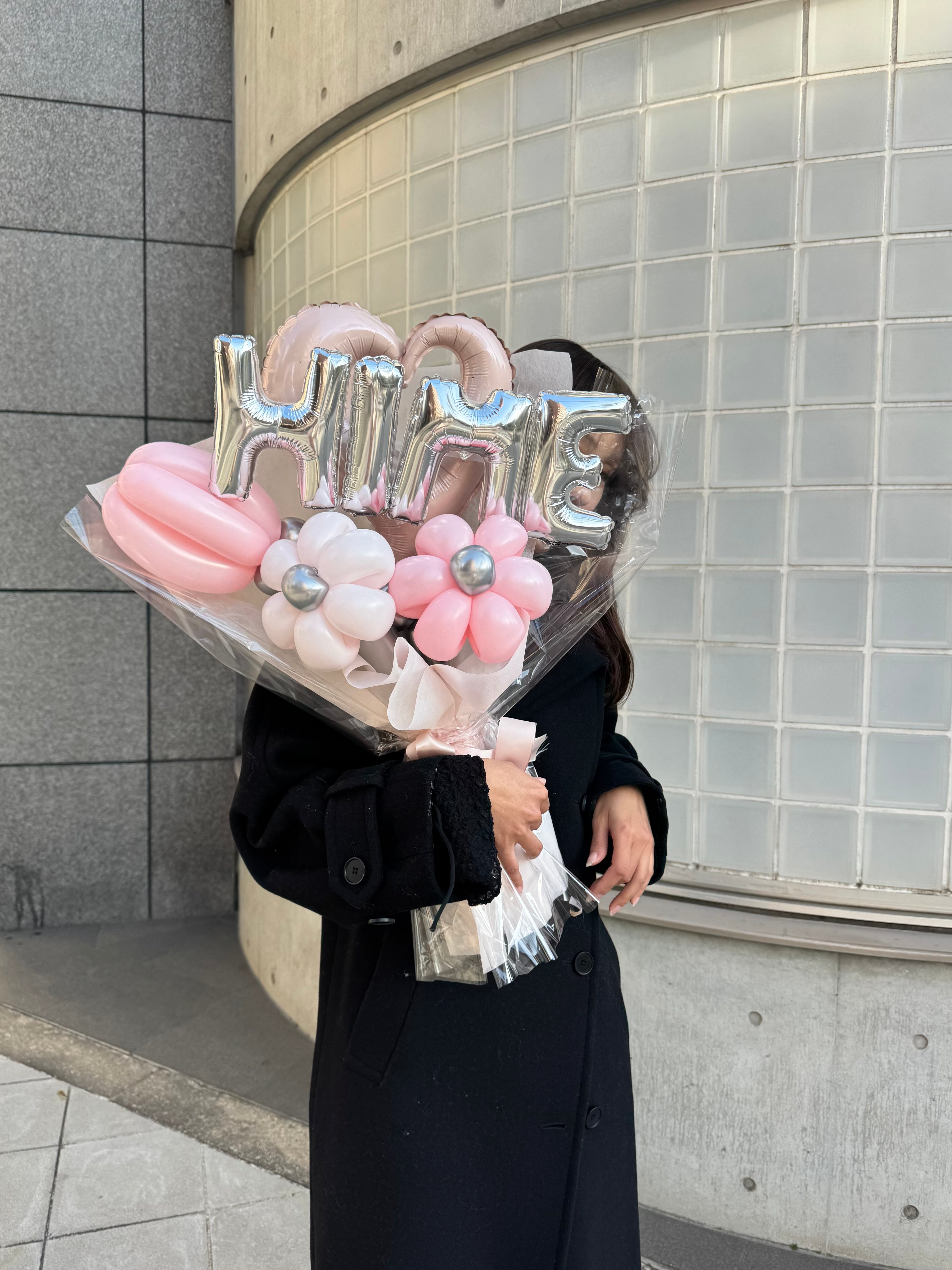 【卒業式・誕生日・記念日ギフト】ピンクハート アルファベット,ナンバー バルーンブーケ |全37色