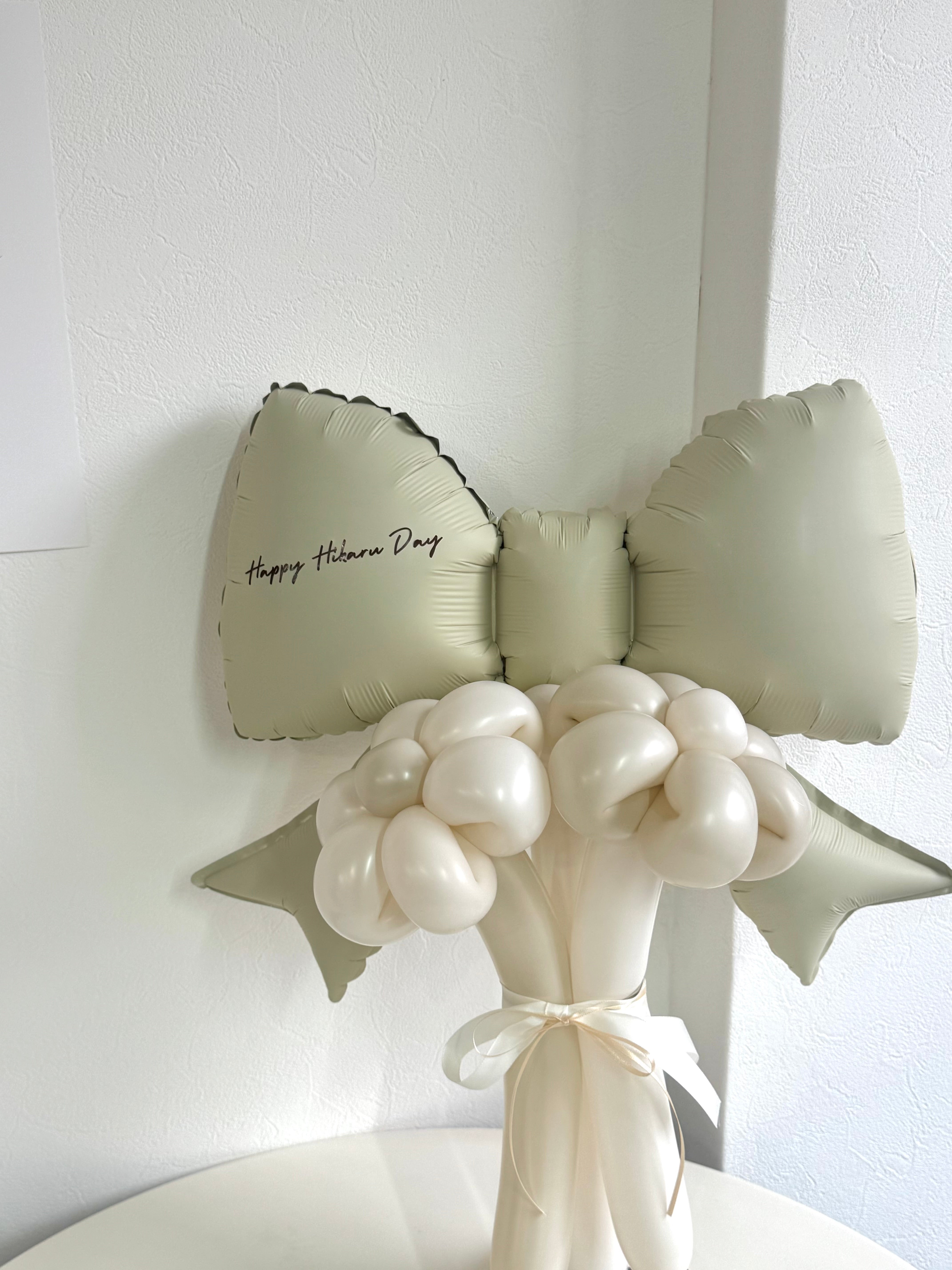 【卒業式・誕生日・記念日ギフト】ベージュリボン バルーンブーケ 3本 (ラインストーン選択可)|03