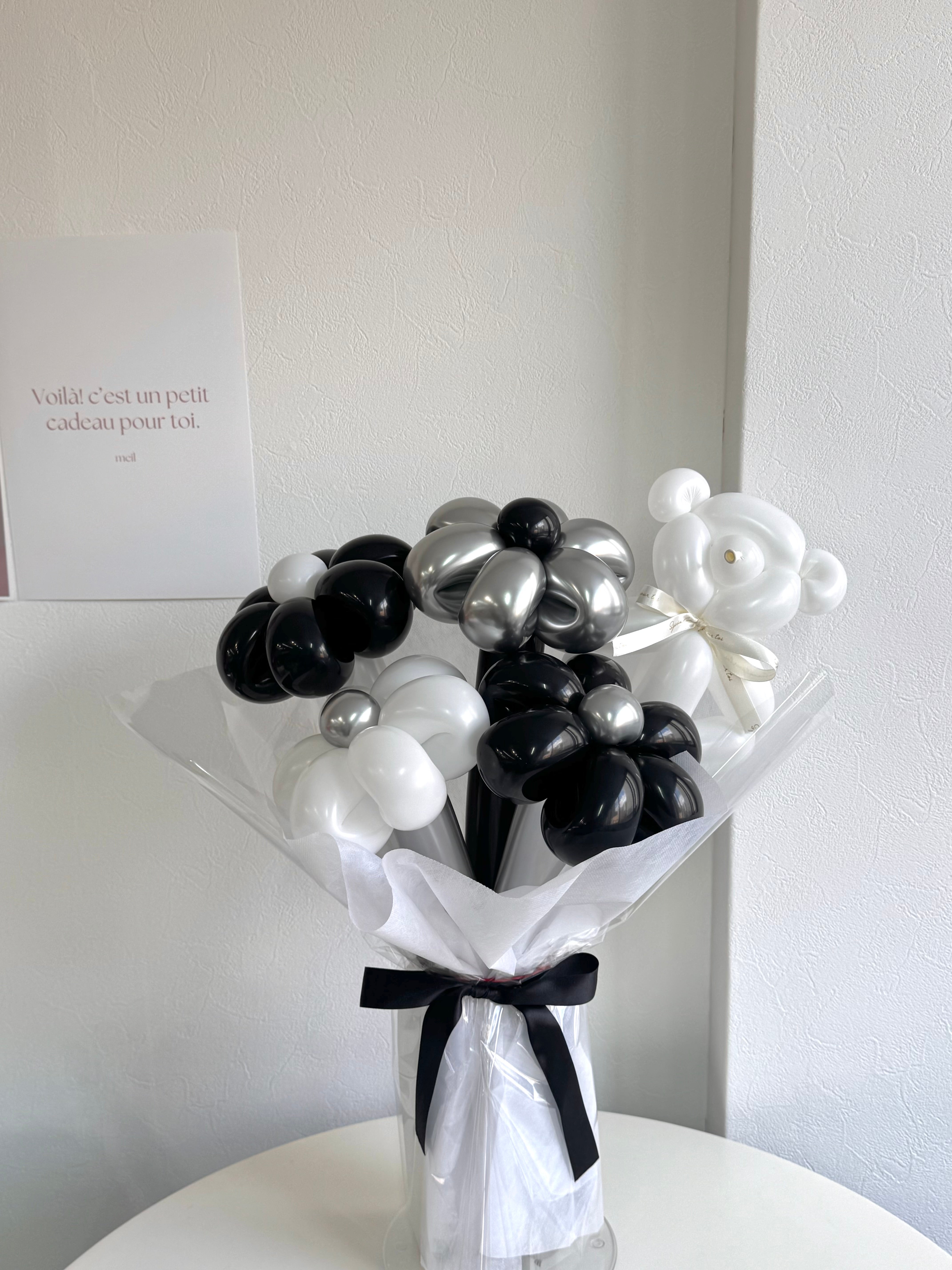 【誕生日・記念日ギフト】くま バルーンフラワーブーケ 5本 ラッピングver|全42色