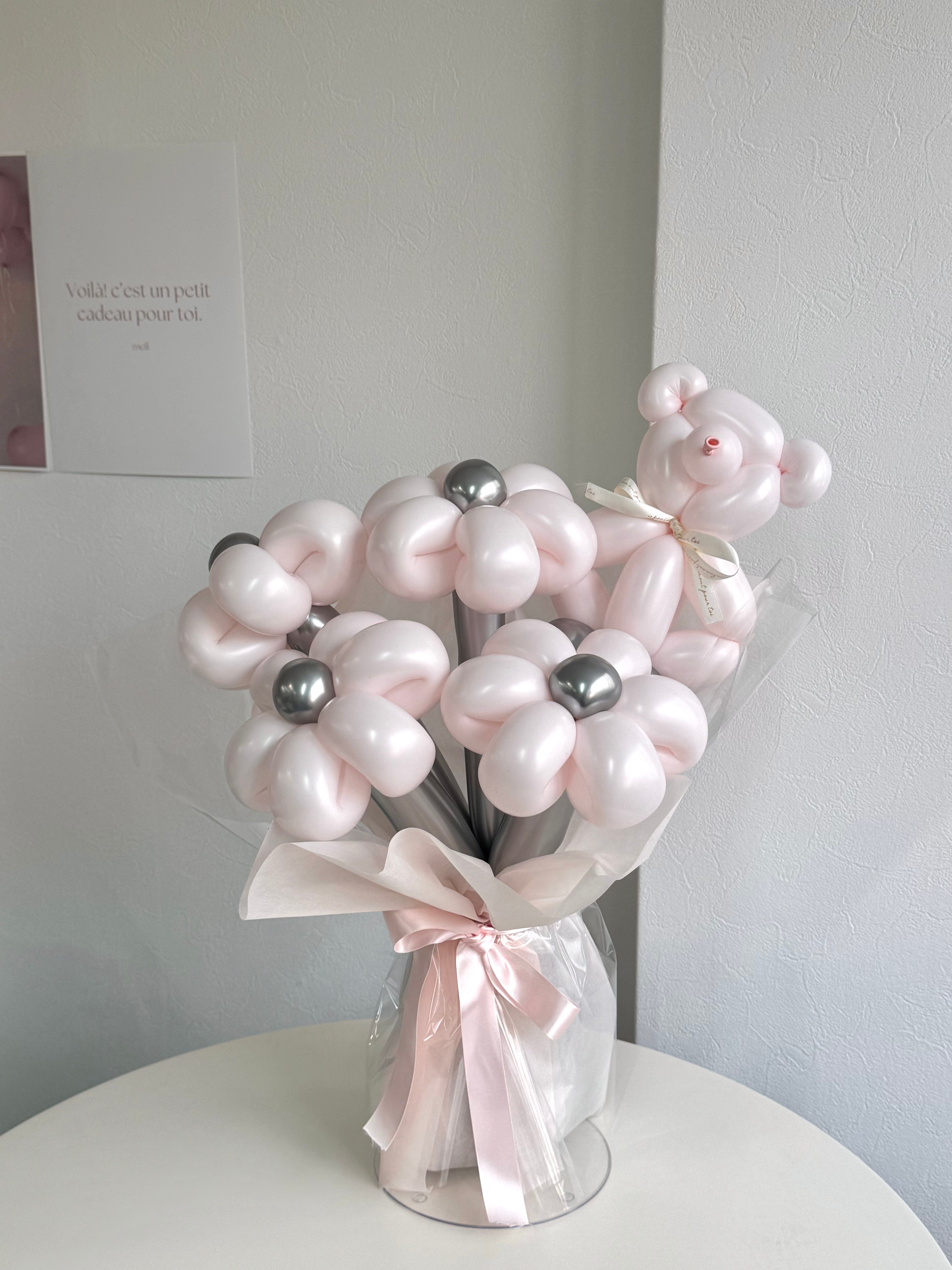 【誕生日・記念日ギフト】くま バルーンフラワーブーケ 5本 ラッピングver|全42色