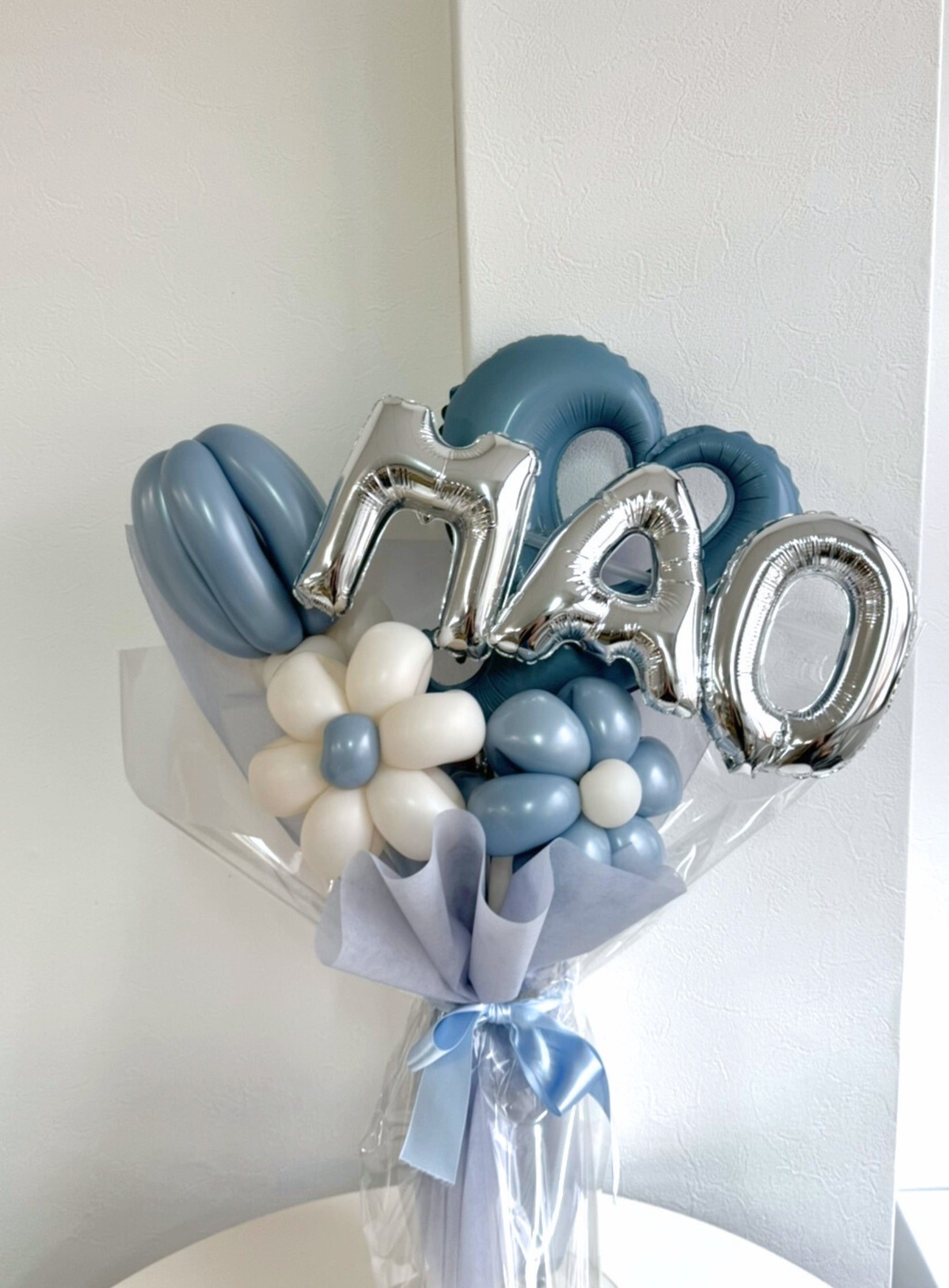 【卒業式・誕生日・記念日ギフト】ブルーハート アルファベット,ナンバー バルーンブーケ |全37色