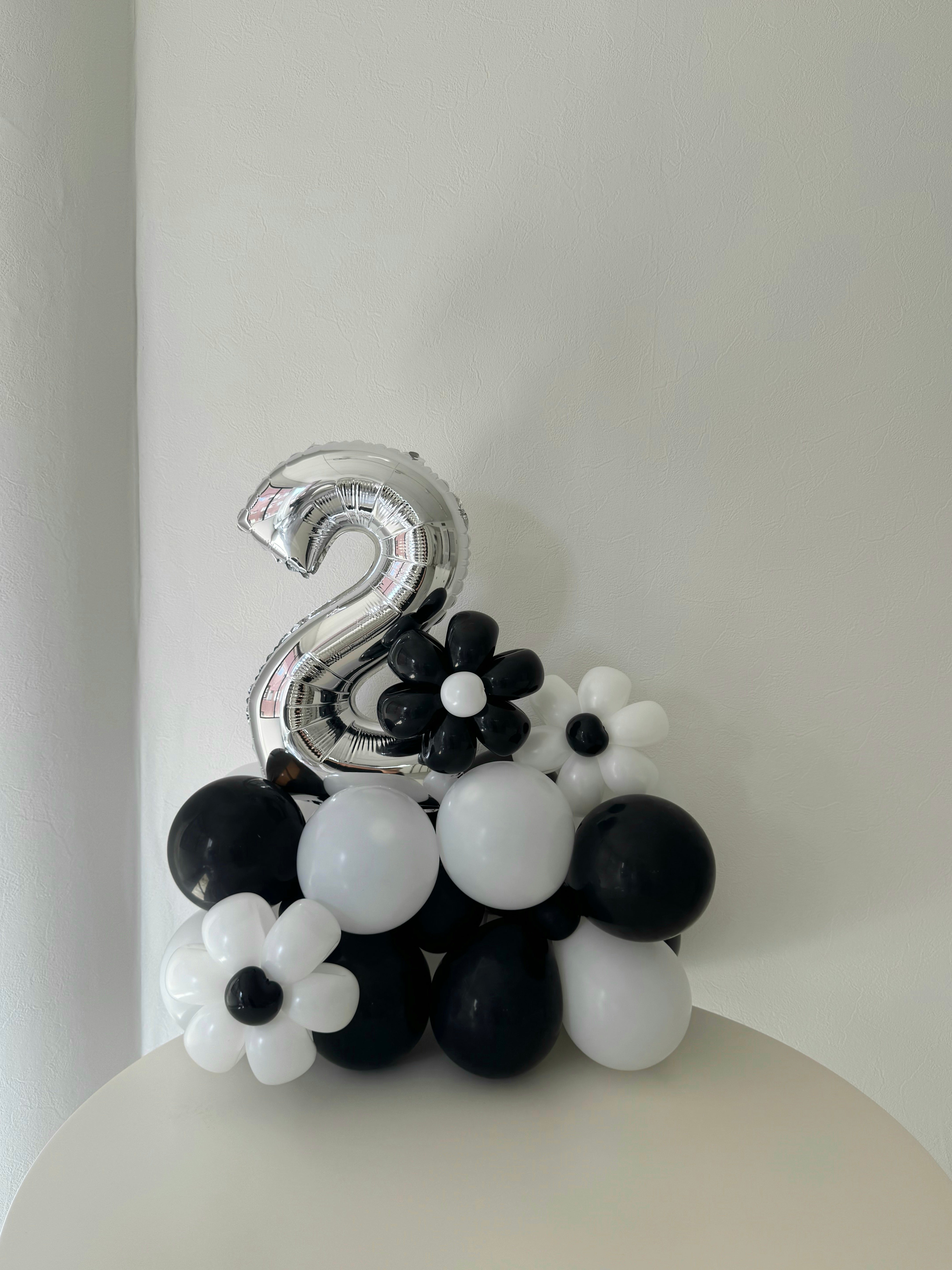 number block & cake balloon 2SET black × white【セット商品】【カラー変更可】
